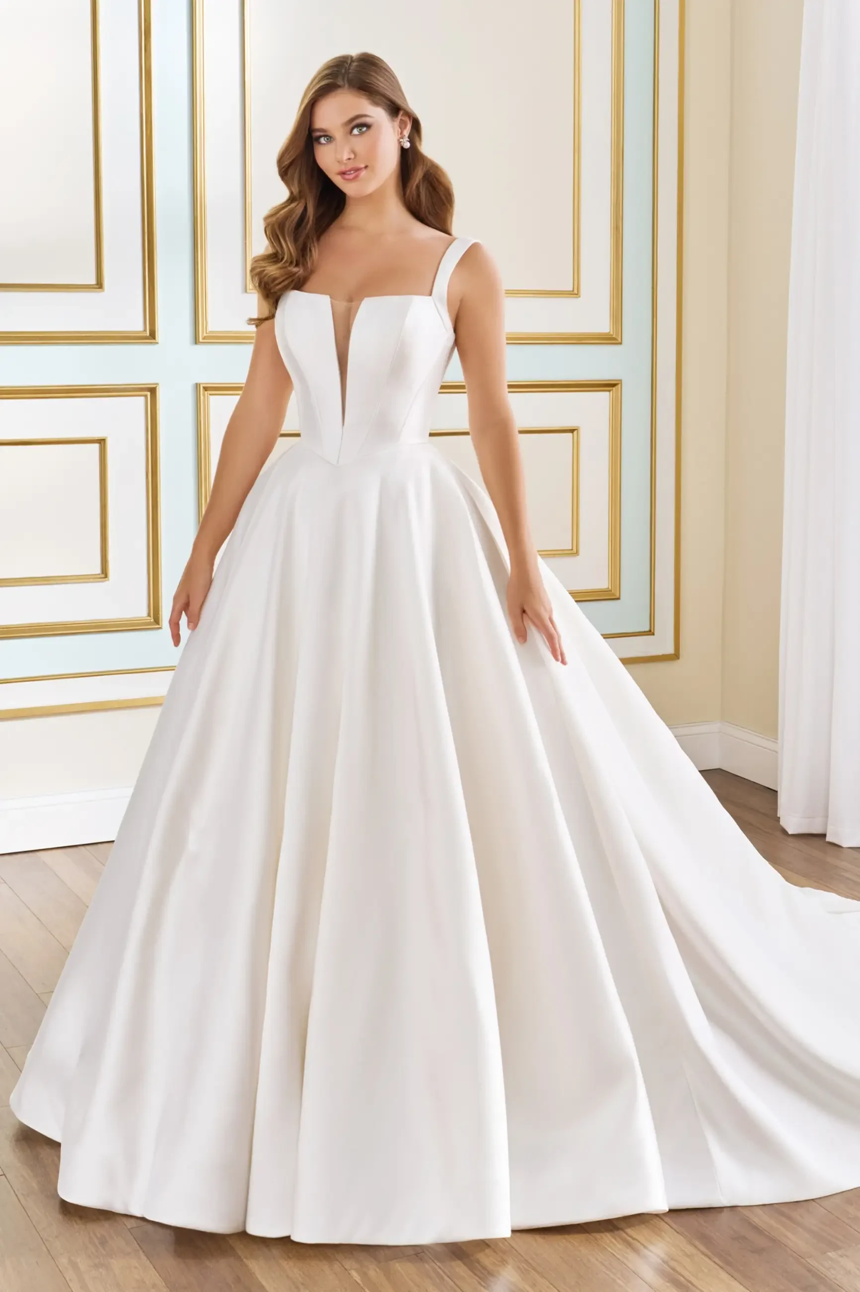 The Ultimate Guide to Picking Your Perfect Bridal Gown Silhouette