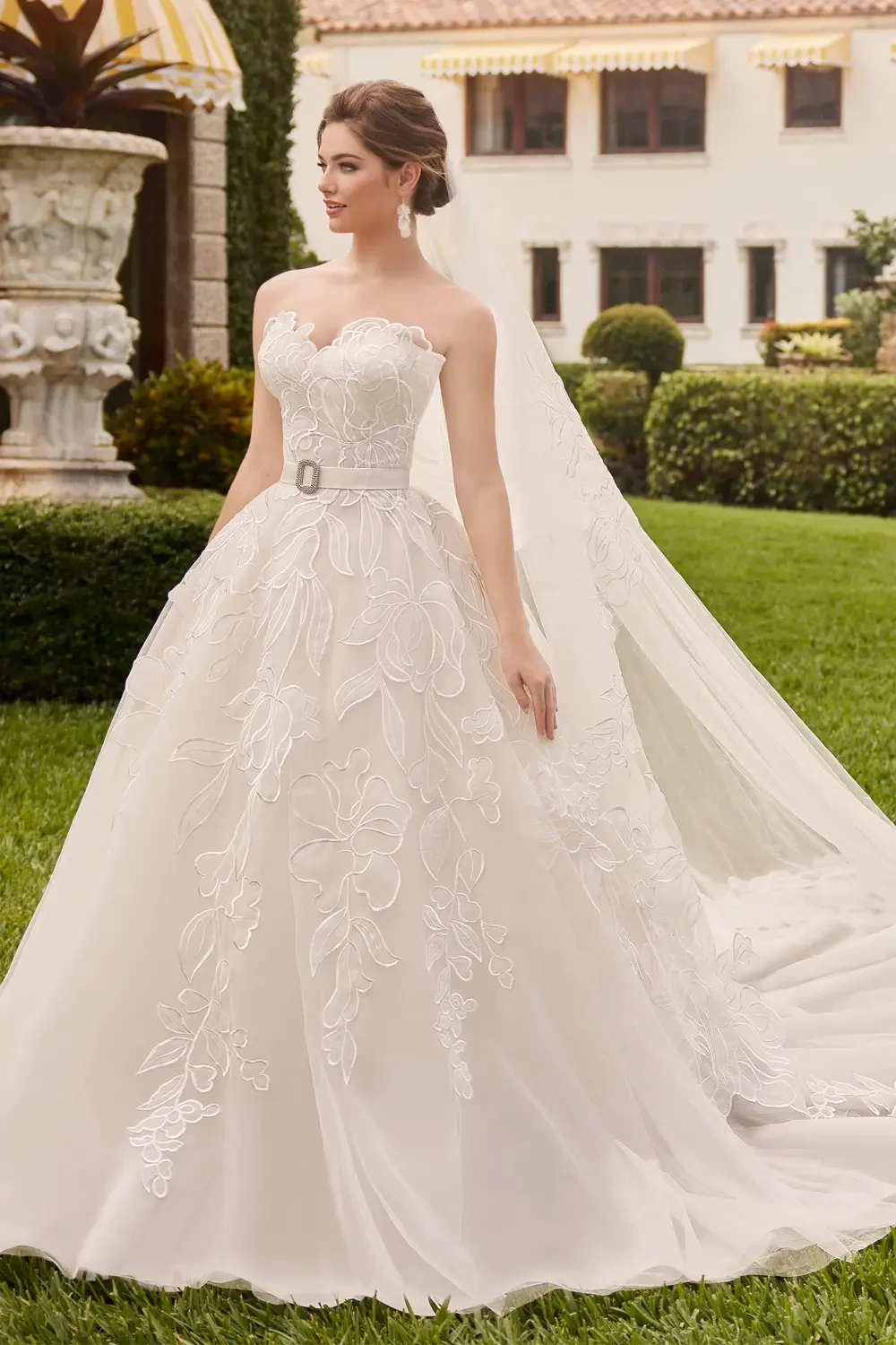 Finding Your Dream Spring Wedding Dress with Martin Thornburg