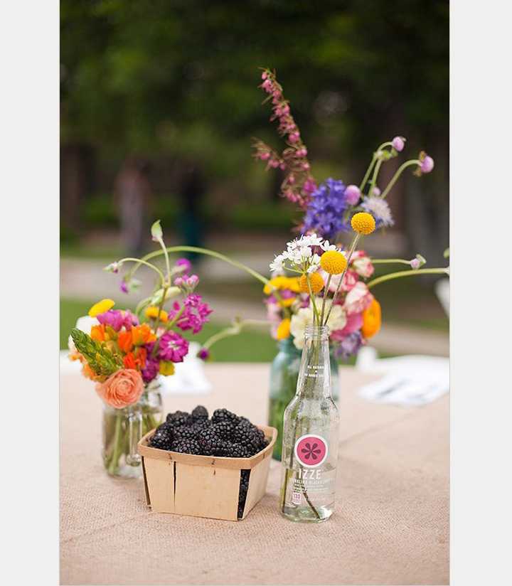 18 Non Mason Jar Rustic Wedding Centerpieces You've Got To See! ~ we ❤ this! moncheribridals.com