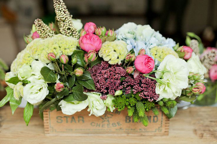 18 Non Mason Jar Rustic Wedding Centerpieces You've Got To See! ~ we ❤ this! moncheribridals.com