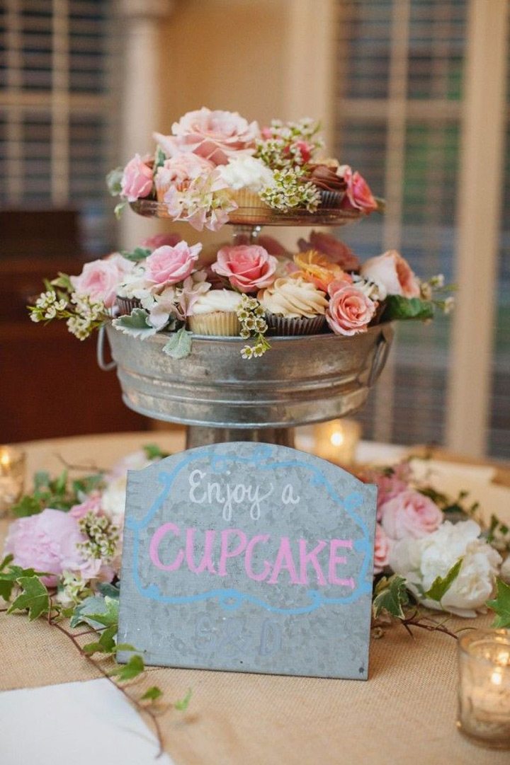 Rock'n Rustic Wedding Dessert Tables & Displays ~ we ❤ this! moncheribridals.com