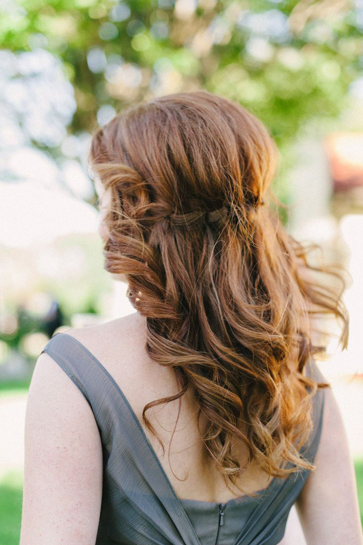 Soft, Sexy Waves For the Bride & Bridesmaids ~ we ❤ this! moncheribridals.com