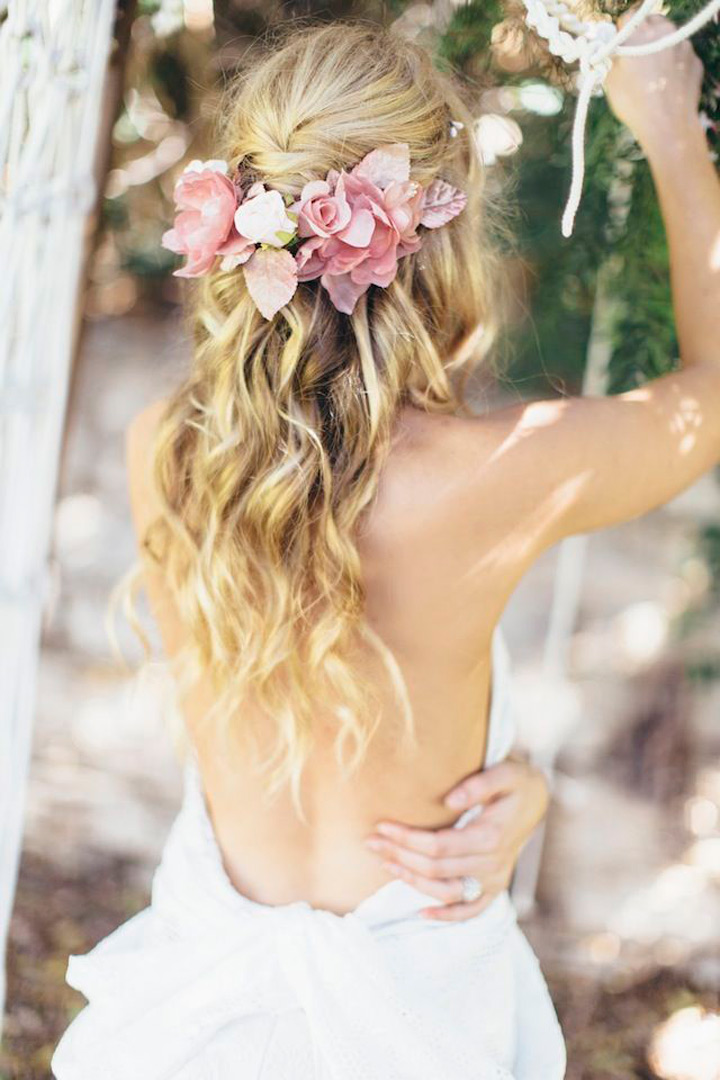 Soft, Sexy Waves For the Bride & Bridesmaids ~ we ❤ this! moncheribridals.com