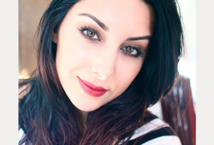 berry red lipstick ~ we ❤ this! moncheribridals.com