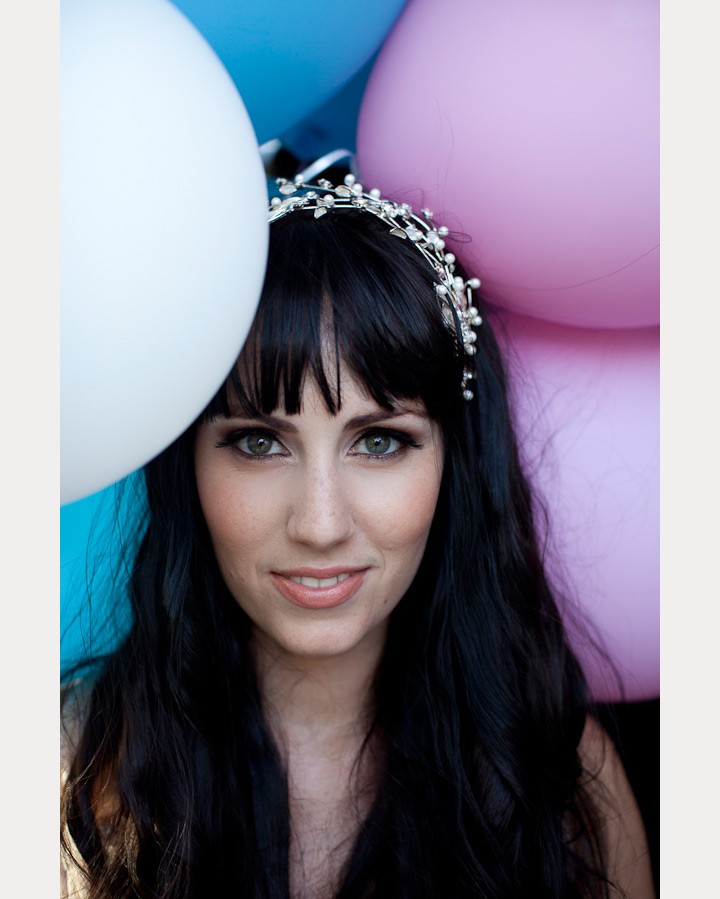 bride with bangs ~ we ❤ this! moncheribridals.com