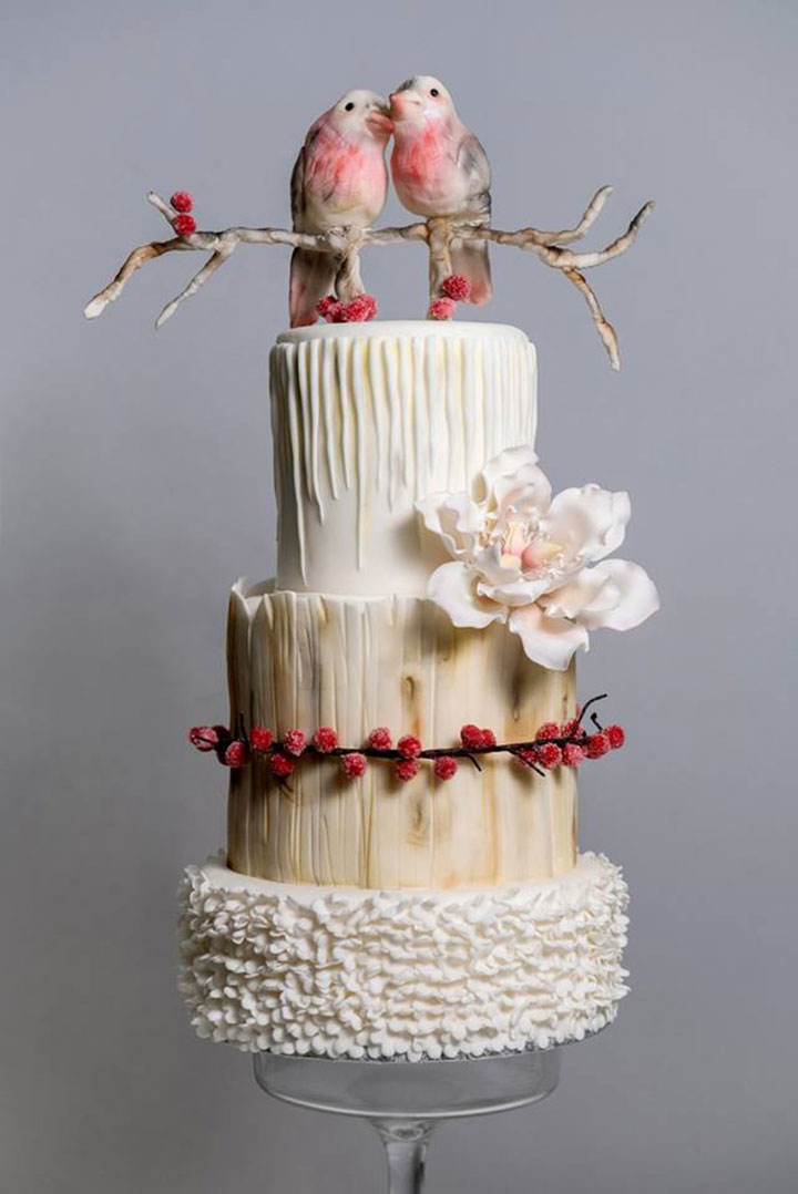 17 Of The Most Festive Winter Wedding Cakes Ever