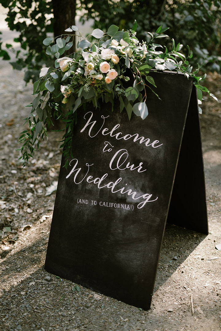 Wedding Flowers Of Cream & Green With A Touch Of Peach 