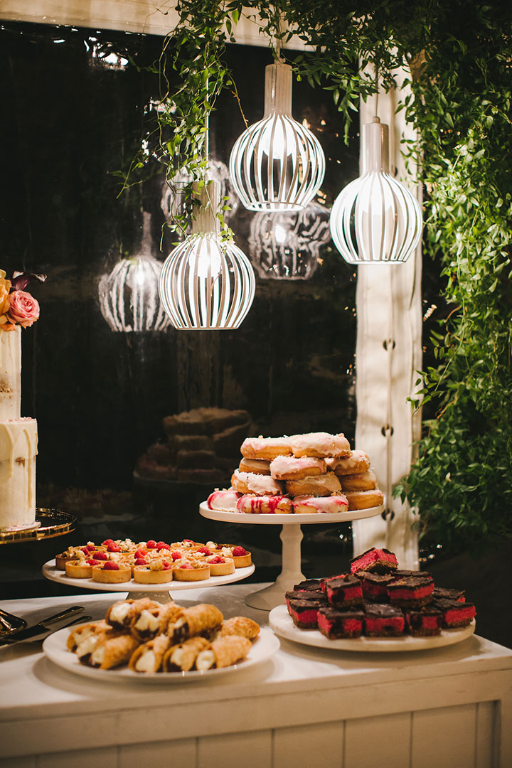 Vibrant Colorful Palette For This May Wedding
