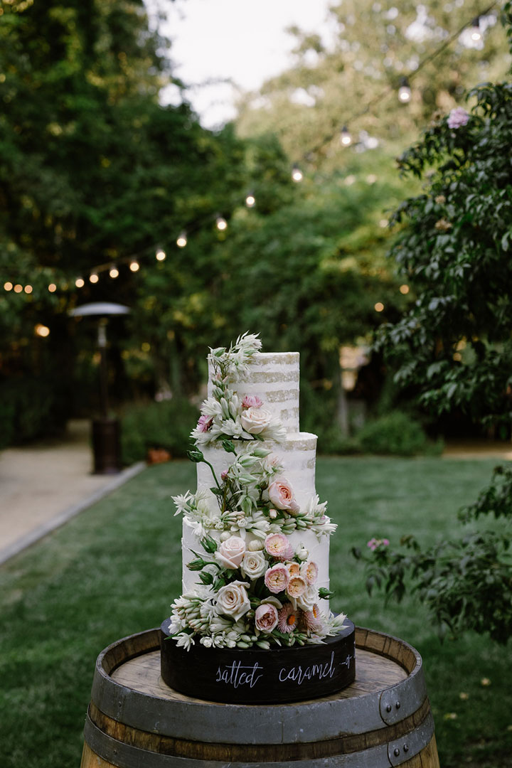 Wedding Flowers Of Cream & Green With A Touch Of Peach 