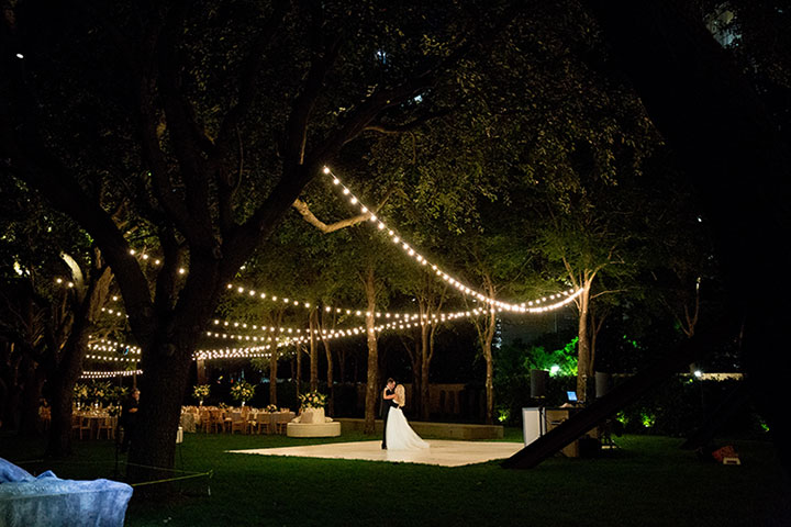 A Pale Pink, Mauve & Grey Wedding In Spring