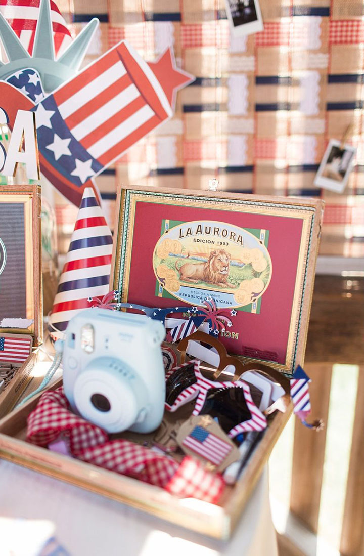 A Little Red, White & Blue Real Wedding Inspo