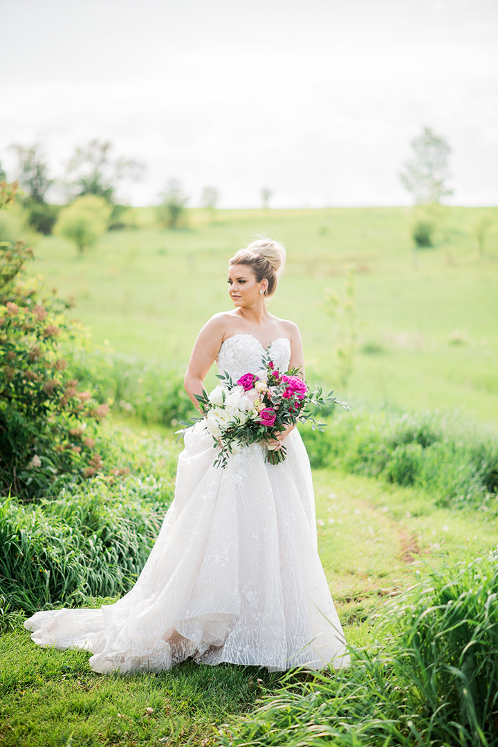 Bright & Bold Barn Styled Shoot Featuring Martin Thornburg "Coda"