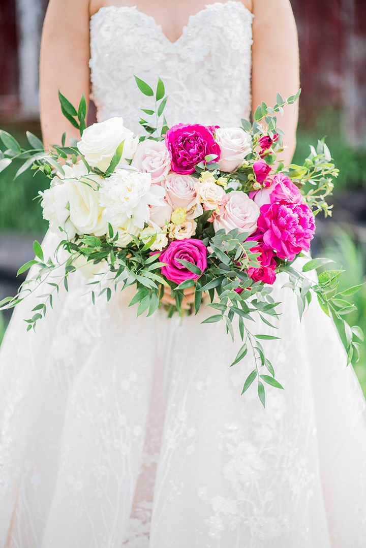 Bright & Bold Barn Styled Shoot Featuring Martin Thornburg "Coda"