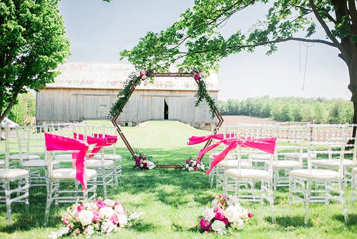 Bright & Bold Barn Styled Shoot Featuring Martin Thornburg "Coda"