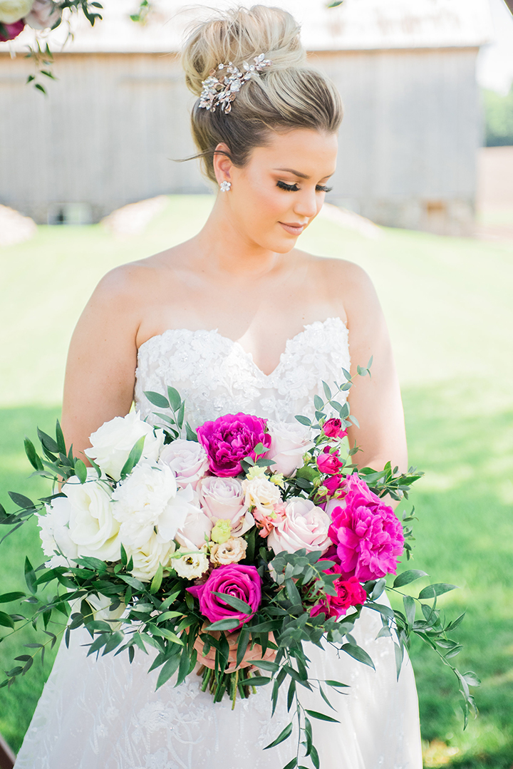 Bright & Bold Barn Styled Shoot Featuring Martin Thornburg "Coda"