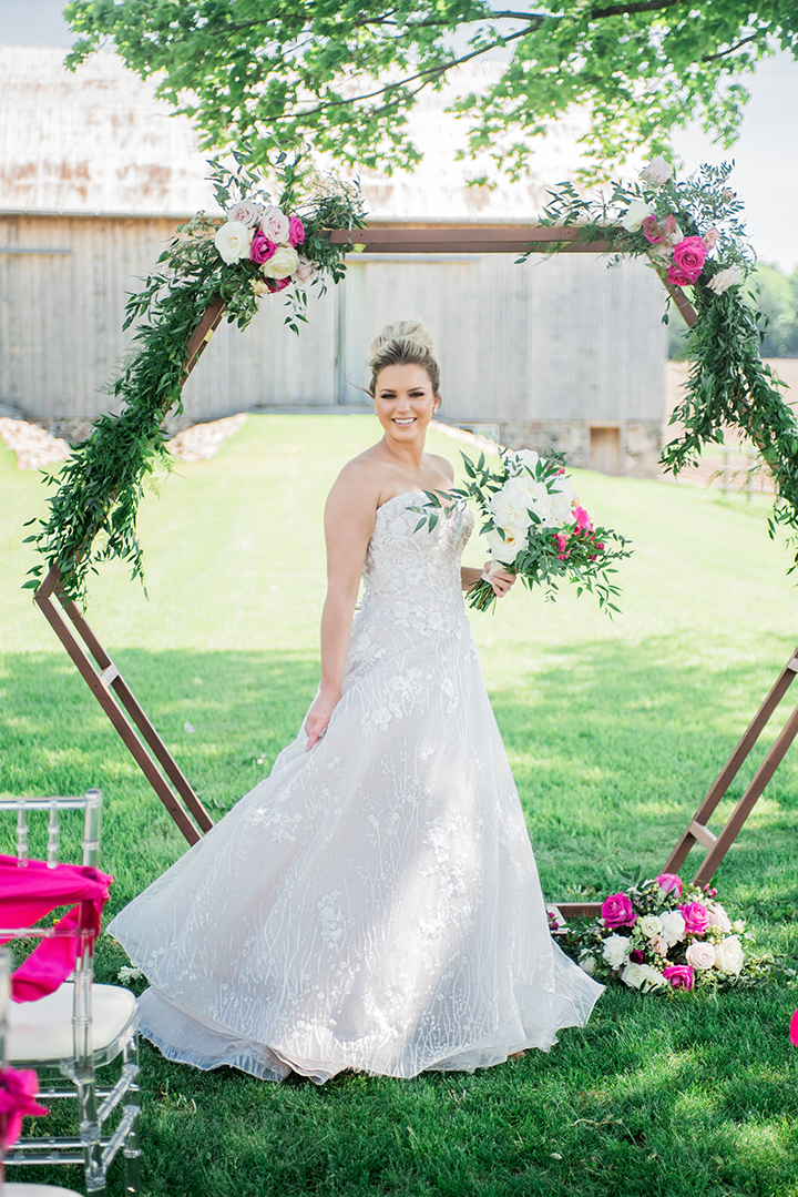 Bright & Bold Barn Styled Shoot Featuring Martin Thornburg "Coda"