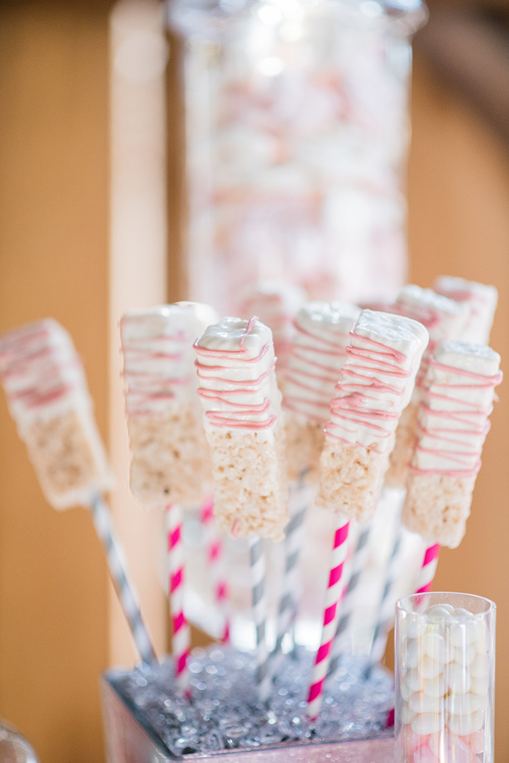 Bright & Bold Barn Styled Shoot Featuring Martin Thornburg "Coda"