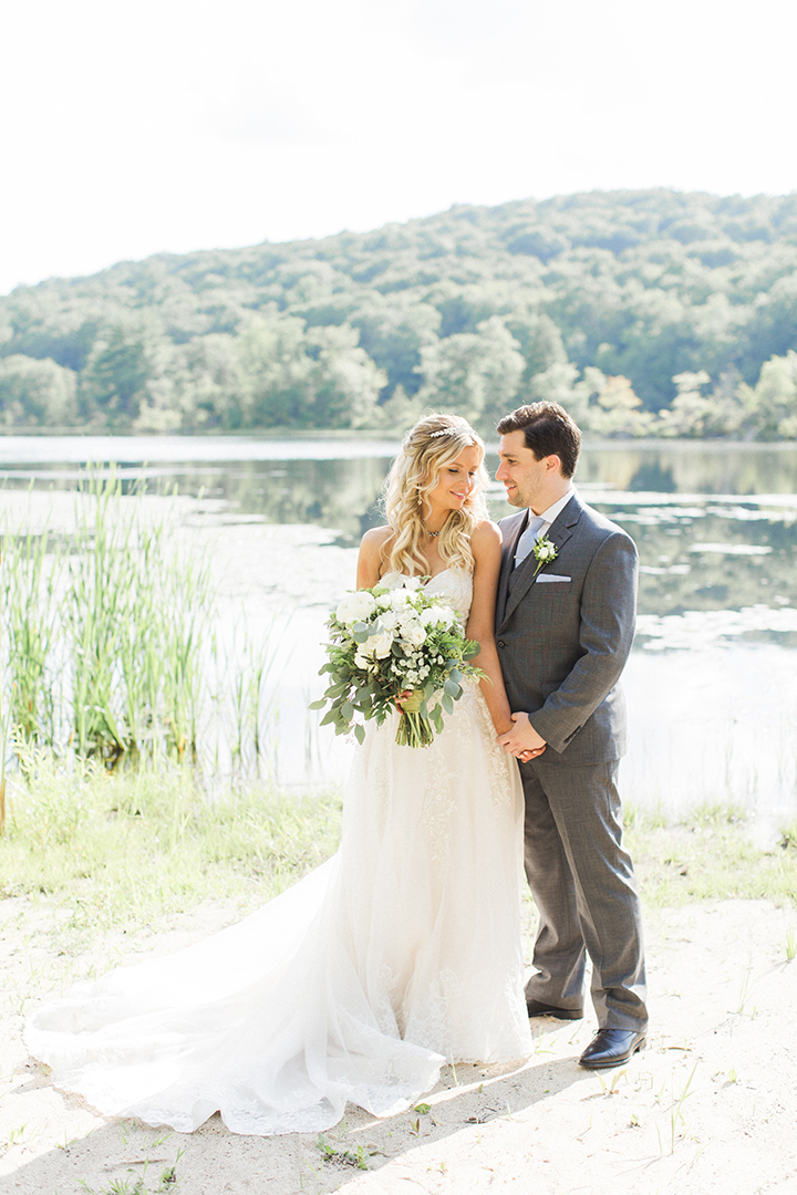 Sun-drenched July Wedding At Arrow Park