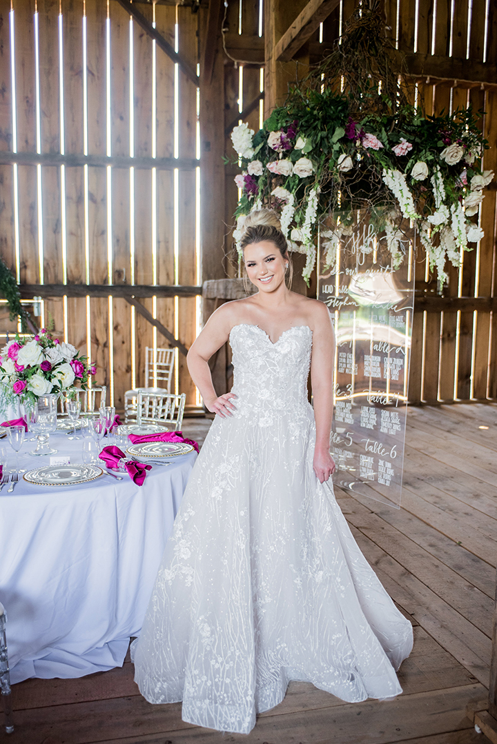 Bright & Bold Barn Styled Shoot Featuring Martin Thornburg "Coda"