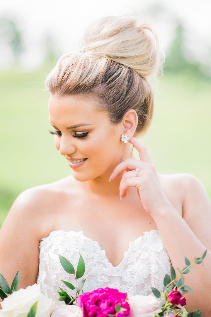 Bright & Bold Barn Styled Shoot Featuring Martin Thornburg "Coda"