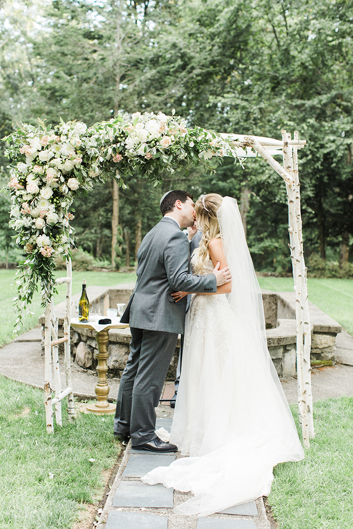 Sun-drenched July Wedding At Arrow Park