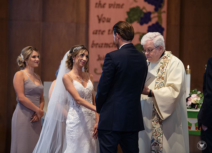Rain Doesn't Put A Damper On This Late Summer Wedding
