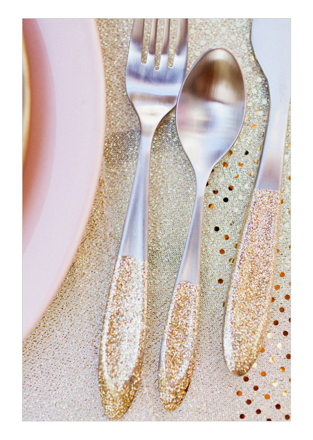  we ❤ this!  moncheribridals.com #glitterflatware