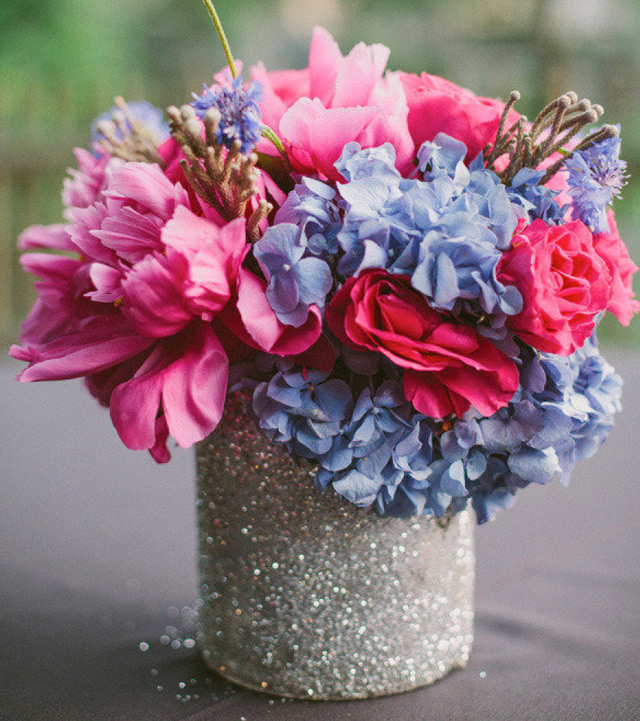  we ❤ this!  moncheribridals.com #glitterweddingvase