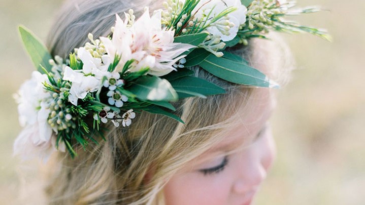 10 of the Sweetest Floral Wreaths for Flower Girls Desktop Image