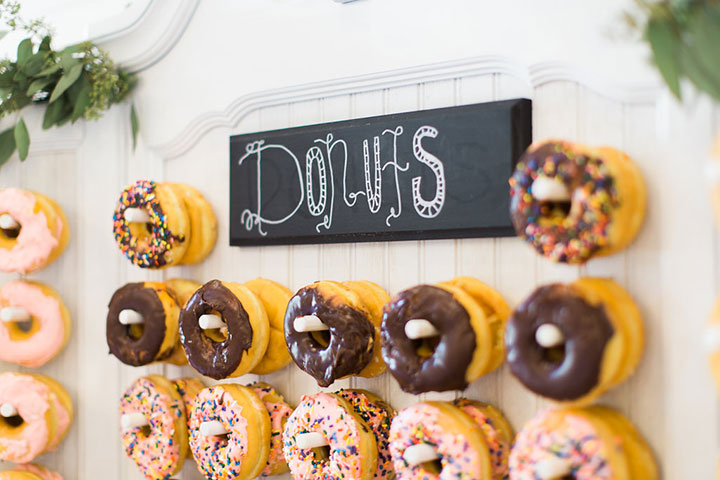 Repurposed Crib Donut Wall - Jonesing2Create