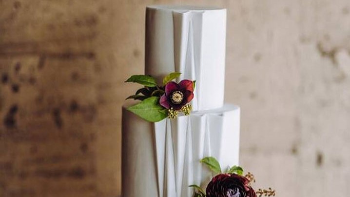 Paper Heart Patisserie's Architectural Inspired Wedding Cake Desktop Image
