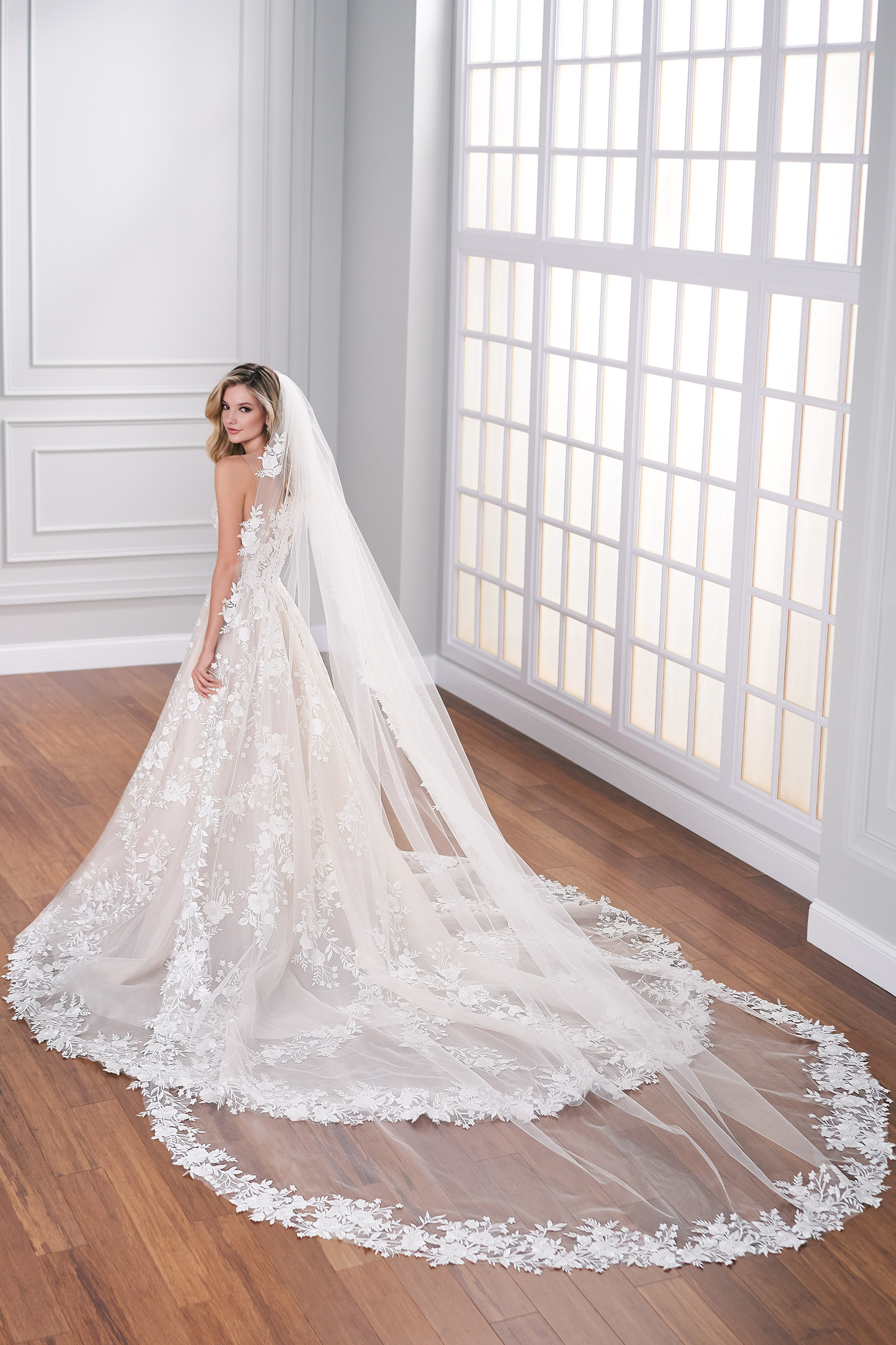 Abelle: Floral Lace A-Line Wedding Dress with Illusion