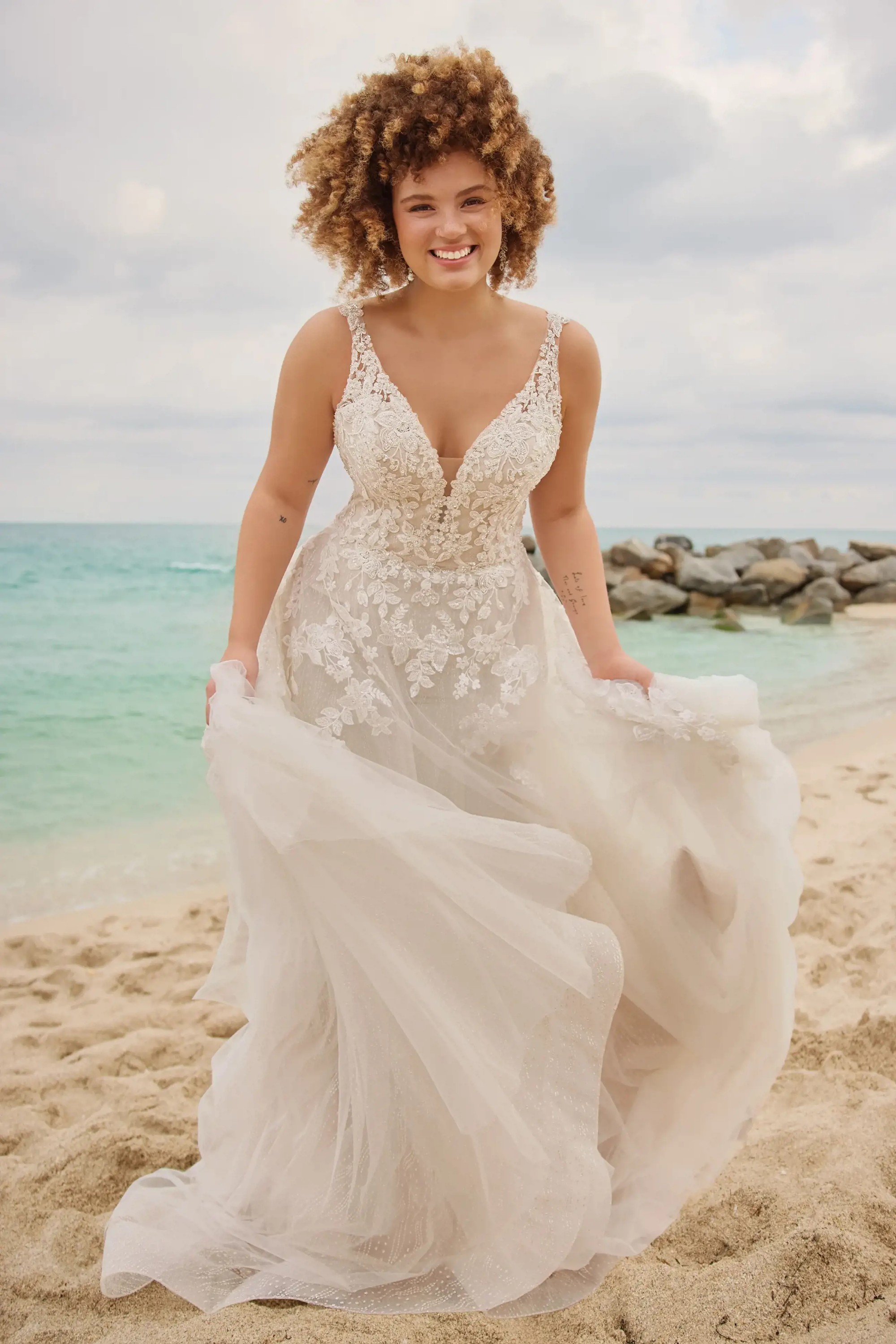 Wedding Dresses by Martin Thornburg | Mon Cheri Bridal| Elegant A-line,  Ball gown, and Mermaid Dresses - Raine | Martin Thornburg Wedding Dresses