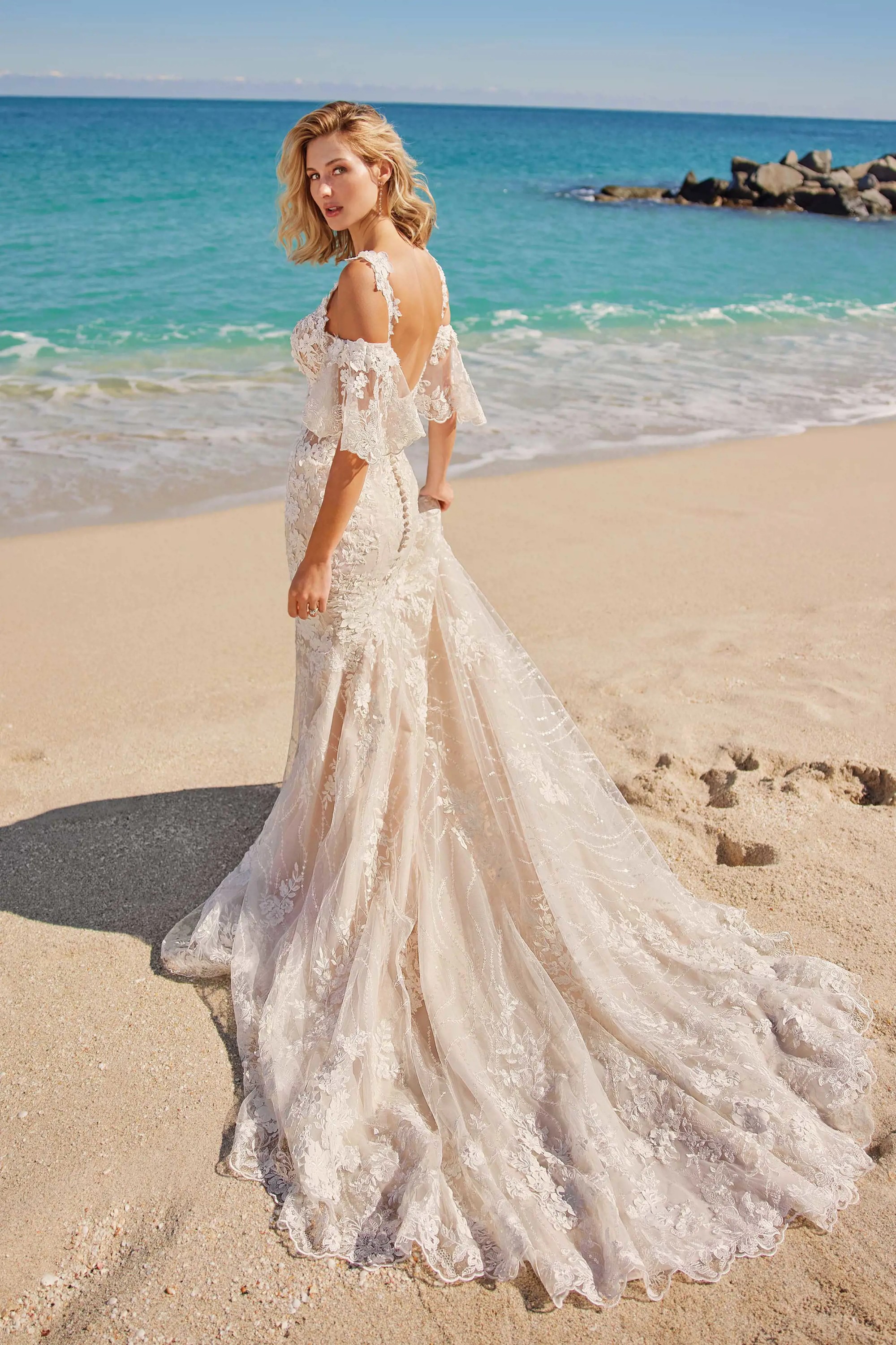 Sleeveless Lace Fit and Flare Wedding Dress | Chiara