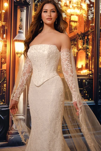 MT4012 Liv $4 Diamond White thumbnail