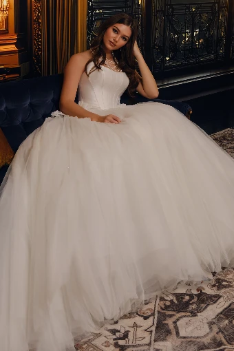 MT4013 Donovan $0 default Ivory thumbnail