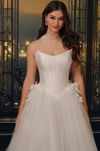 MT4013 Donovan $4 Ivory thumbnail